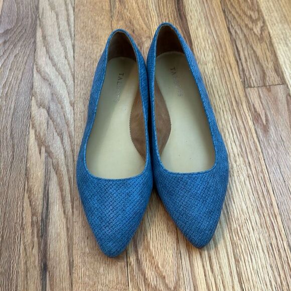 Talbots Leather Poppy Pointed Toe Flat Shoes Women’s Size 6.5 - Picture 1 of 8